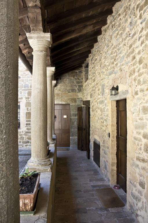 Historical House Medieval Abbey - Al Chiostro Sotto il Monte Номер фото